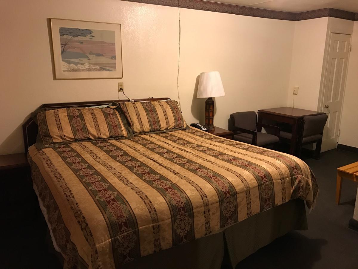 Budget Inn Of Brownfield Ngoại thất bức ảnh