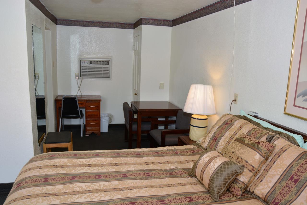 Budget Inn Of Brownfield Ngoại thất bức ảnh